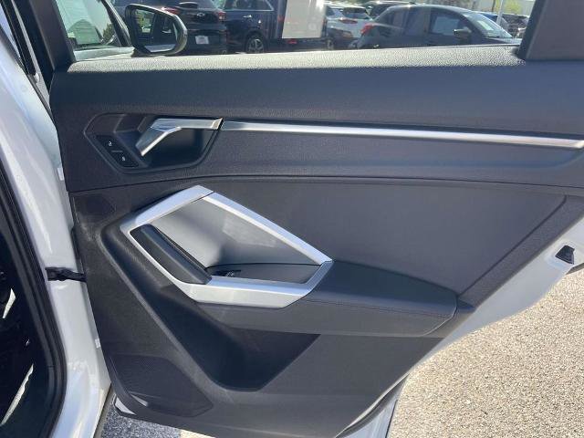 Used 2020 Audi Q3 2.0T Premium AWD/4WD image 21