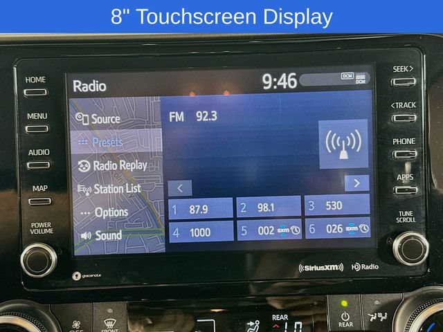 Used 2020 Toyota Highlander XLE AWD/4WD image 32