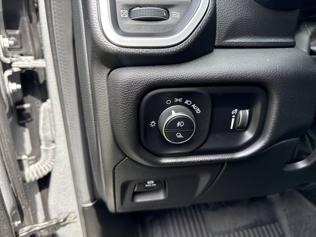 Used 2023 RAM 1500 Big Horn AWD/4WD image 14