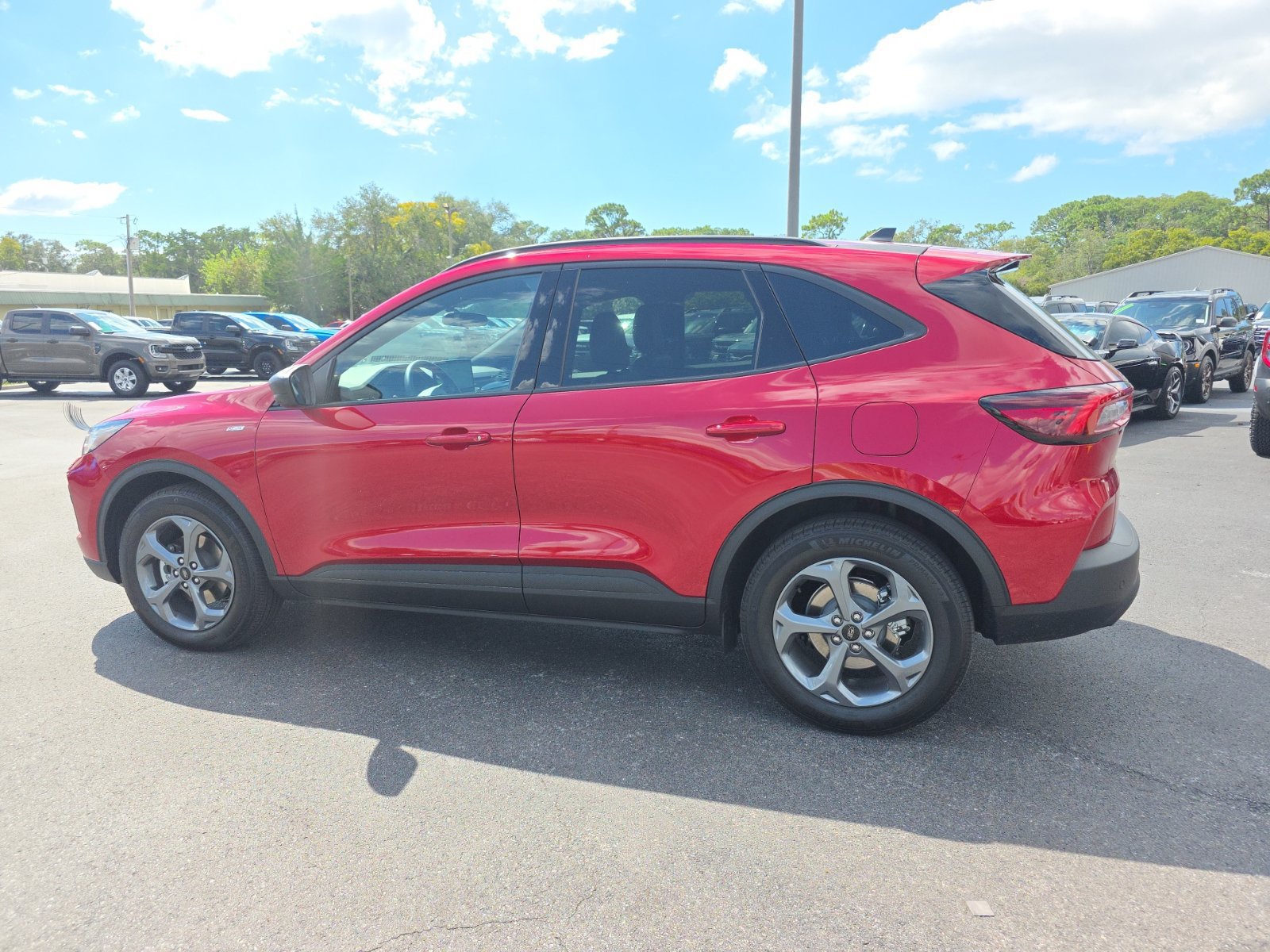Certified 2025 Ford Escape ST-Line w/ Equipment Group 301A FWD image 6