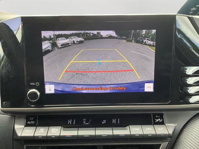 Used 2025 Toyota Camry SE FWD image 31