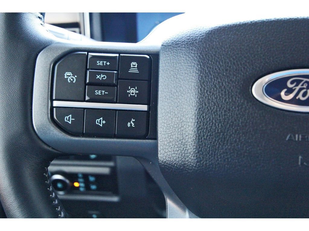 Certified 2024 Ford F350 Lariat w/ Lariat Ultimate Package AWD/4WD image 18