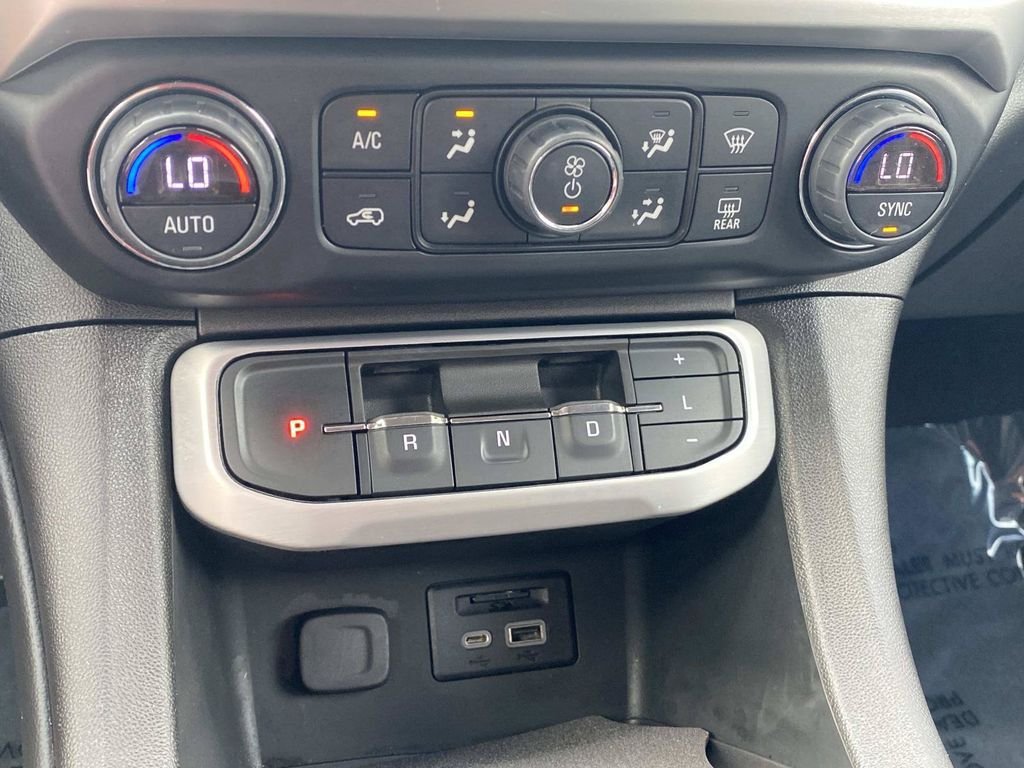 Used 2023 GMC Acadia SLT AWD/4WD image 28