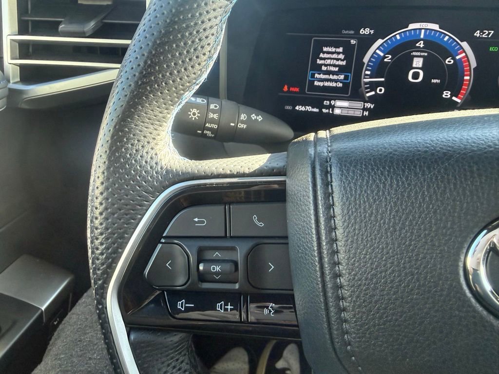 Used 2022 Toyota Tundra Platinum w/ Advanced Package image 18