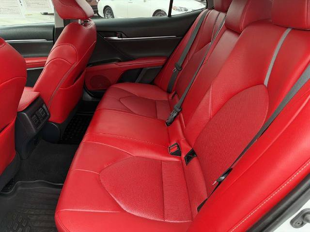 Used 2022 Toyota Camry XSE FWD image 18