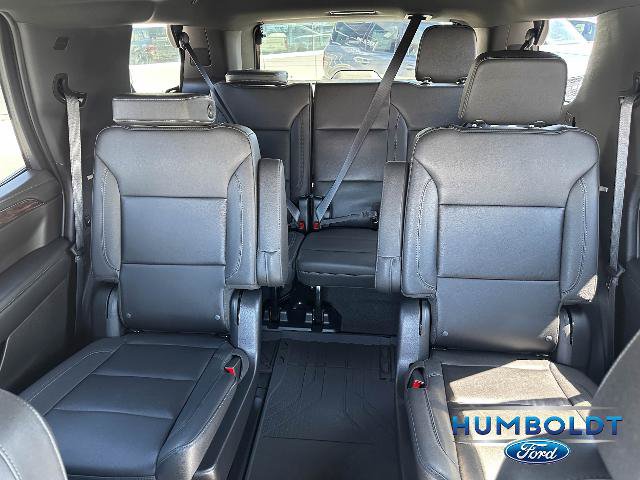 Used 2023 Chevrolet Tahoe Z71 w/ Luxury Package AWD/4WD image 27
