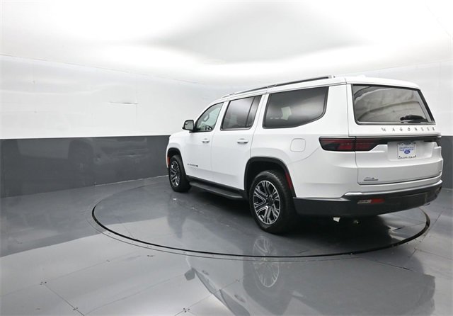 Used 2022 Jeep Wagoneer Series III image 5