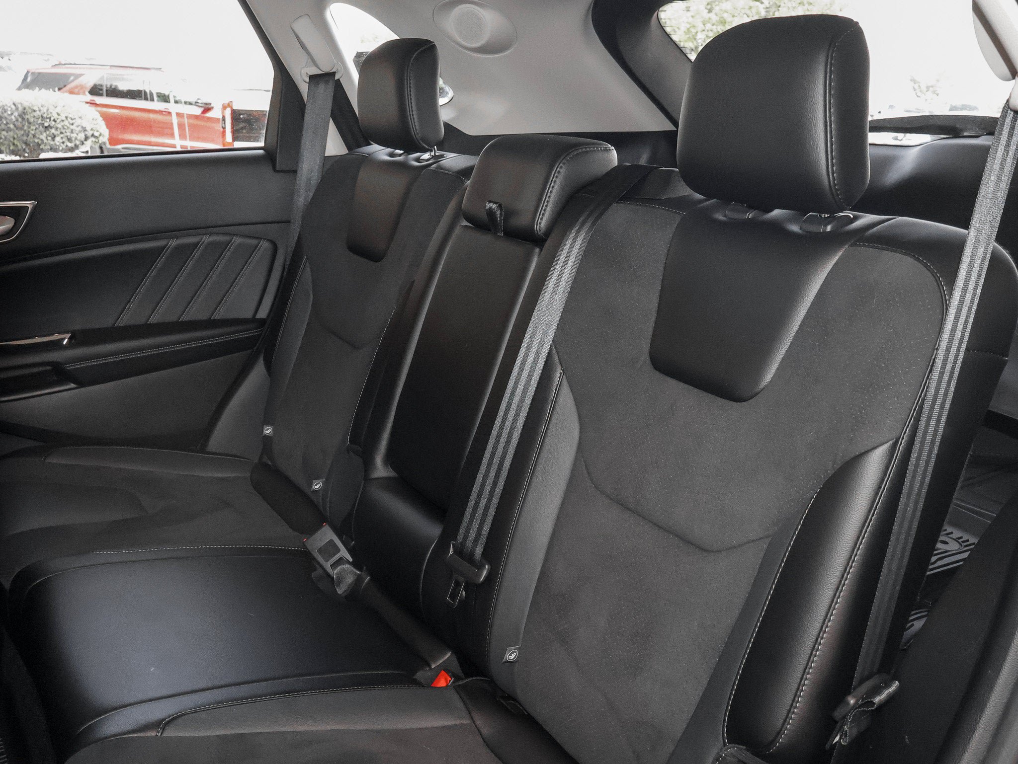 Certified 2018 Ford Edge Sport w/ Equipment Group 401A AWD/4WD image 38