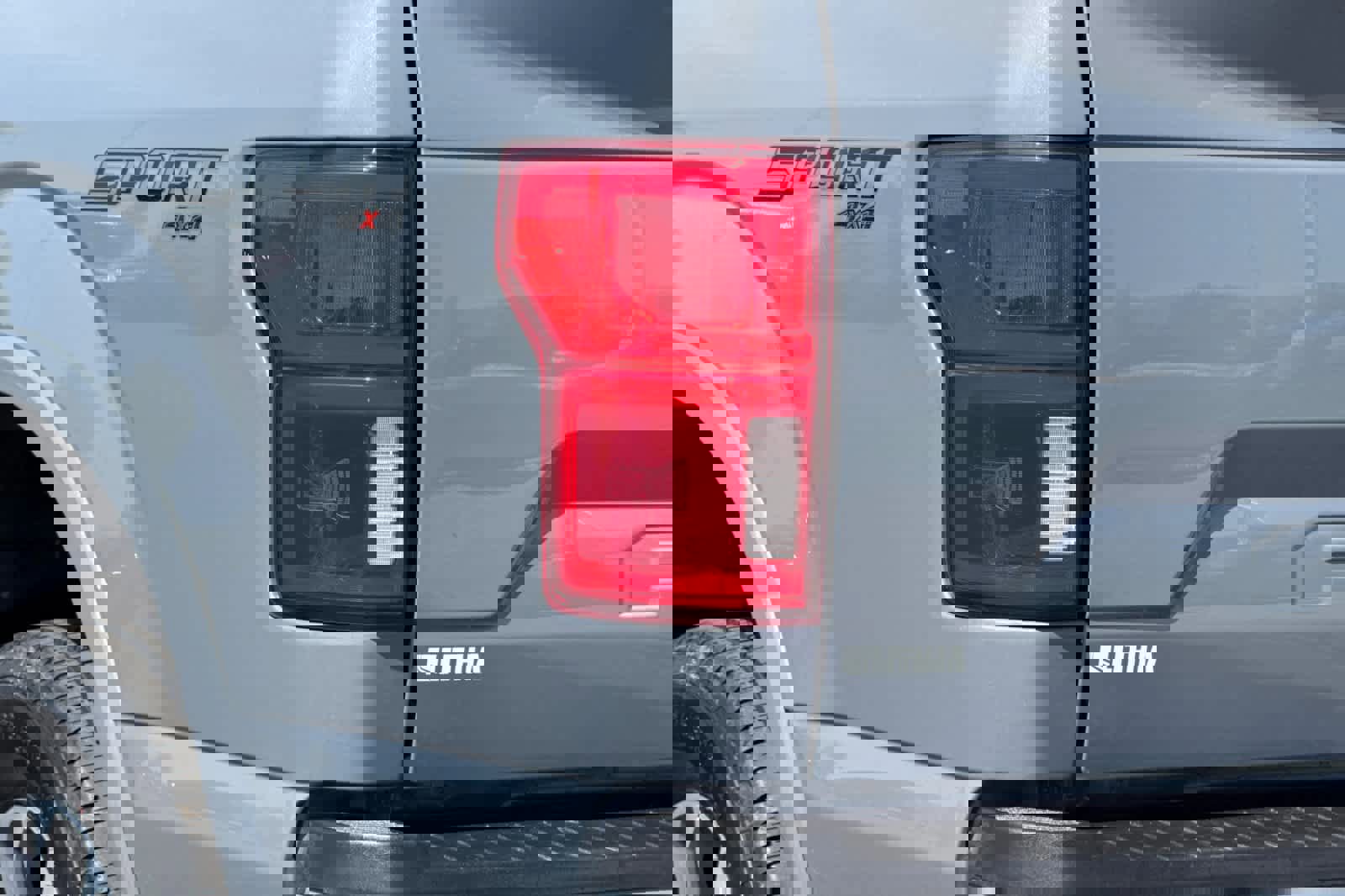 Certified 2020 Ford F150 XLT w/ Equipment Group 302A Luxury image 25