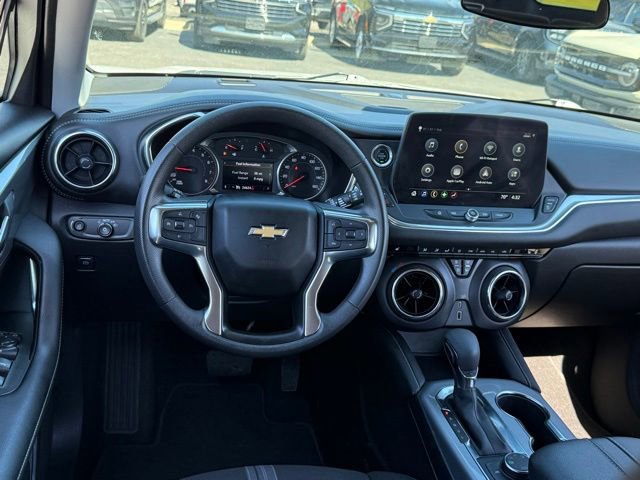 Used 2025 Chevrolet Blazer LT AWD/4WD image 5