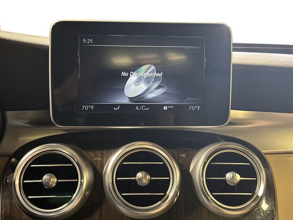 Used 2019 Mercedes-Benz GLC 300 4MATIC image 23