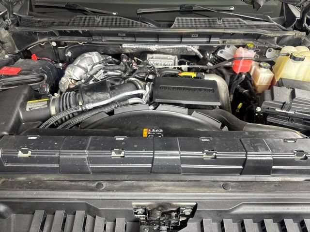 Used 2023 Chevrolet Silverado 3500 High Country w/ Z71 Off-Road Package AWD/4WD image 6