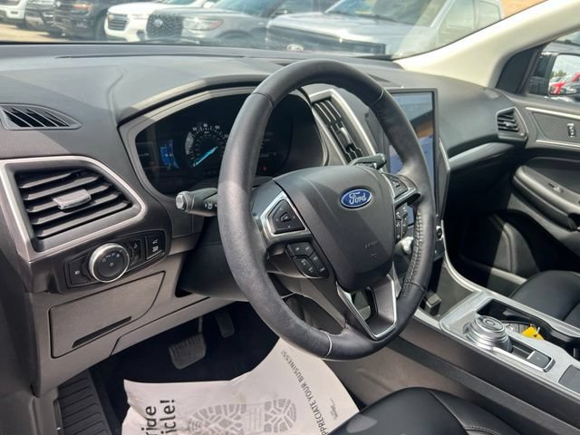Certified 2024 Ford Edge SEL w/ Convenience Package AWD/4WD image 7