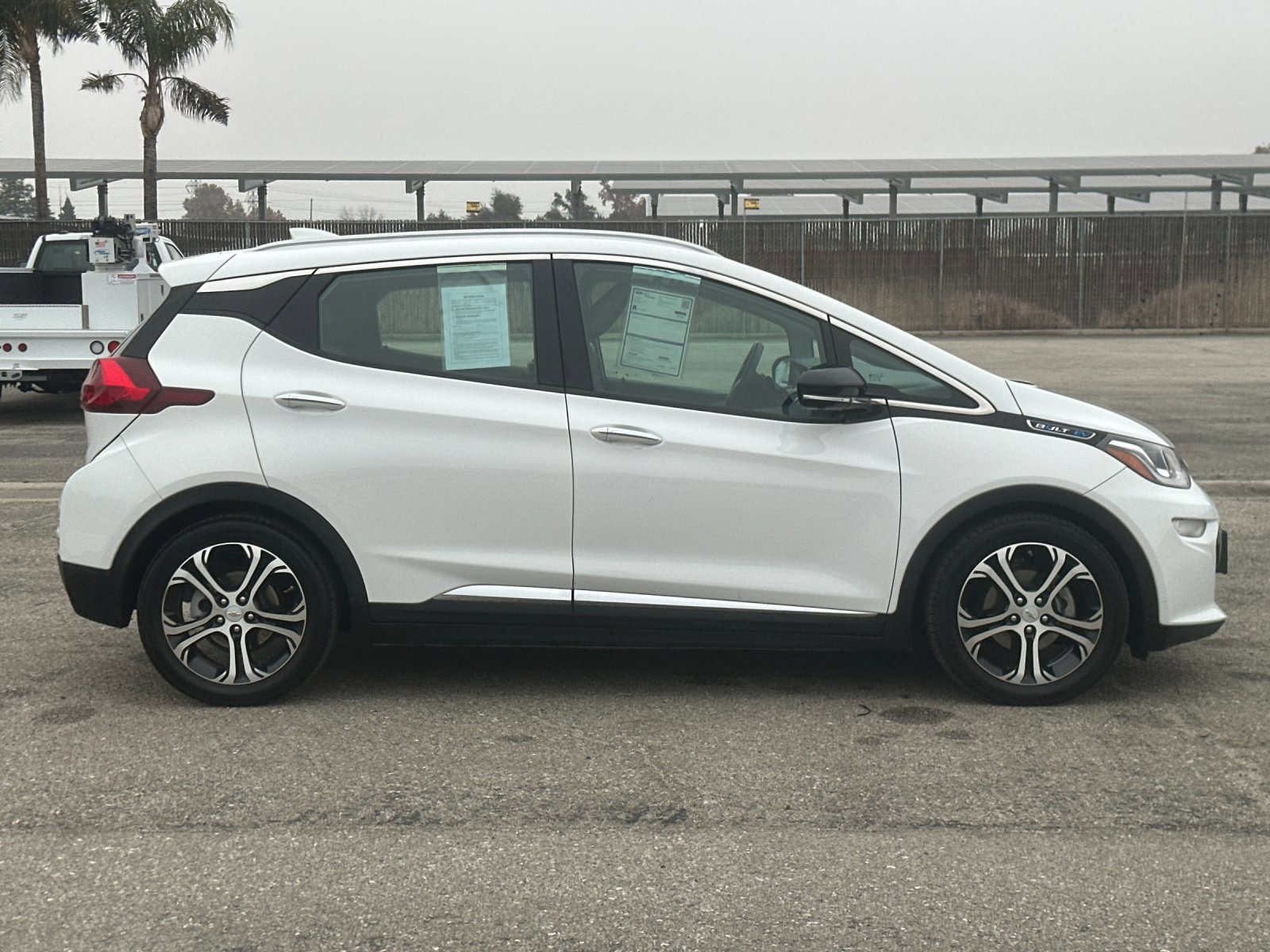 Used 2019 Chevrolet Bolt Premier w/ Infotainment Package image 3