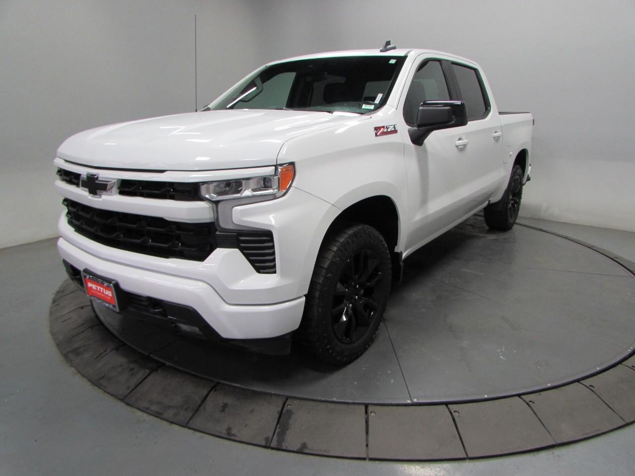 Used 2023 Chevrolet Silverado 1500 RST AWD/4WD image 3