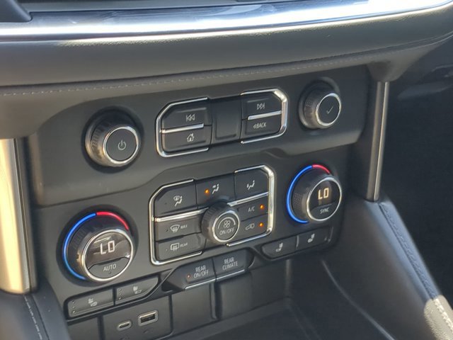 Used 2023 Chevrolet Tahoe Z71 w/ Luxury Package image 26