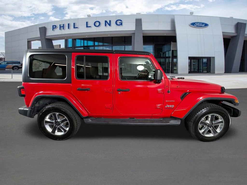 Used 2019 Jeep Wrangler Unlimited Sahara image 6