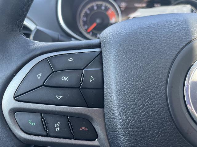 Used 2019 Jeep Cherokee Limited AWD/4WD image 8