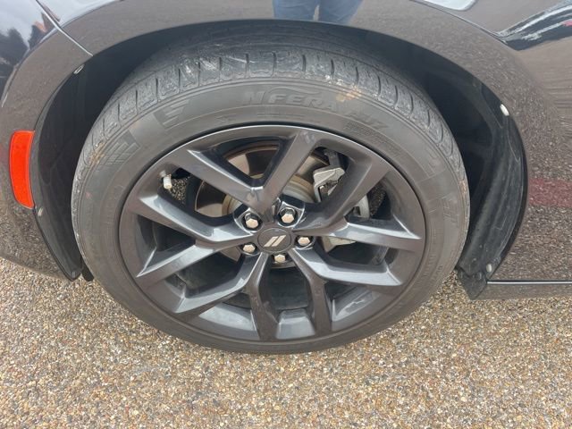 Used 2022 Dodge Charger SXT w/ Blacktop Package image 6