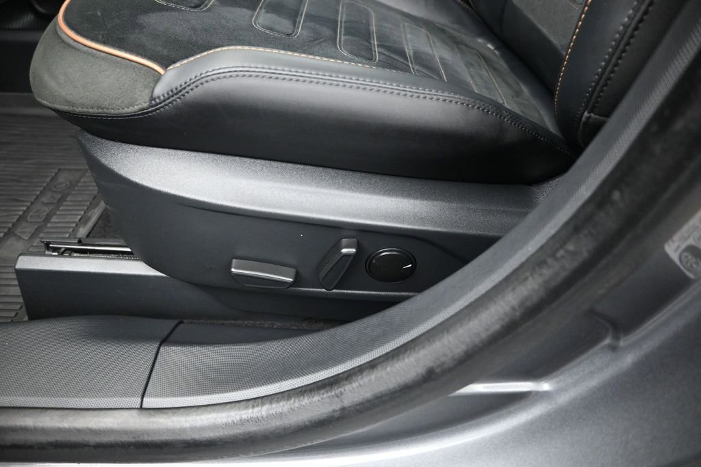 Certified 2023 Ford Mustang Mach-E GT AWD/4WD image 17