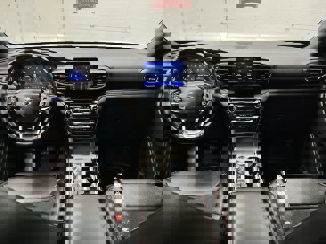 Certified 2022 Ford Explorer ST-Line w/ Class IV Trailer Tow Package image 6