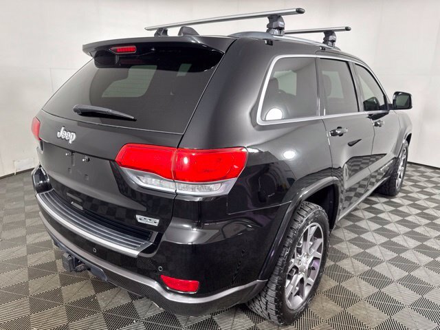 Used 2018 Jeep Grand Cherokee Limited AWD/4WD image 3