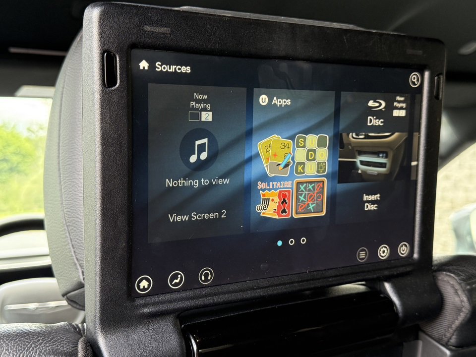 Used 2020 Chrysler Pacifica Touring-L Plus image 15