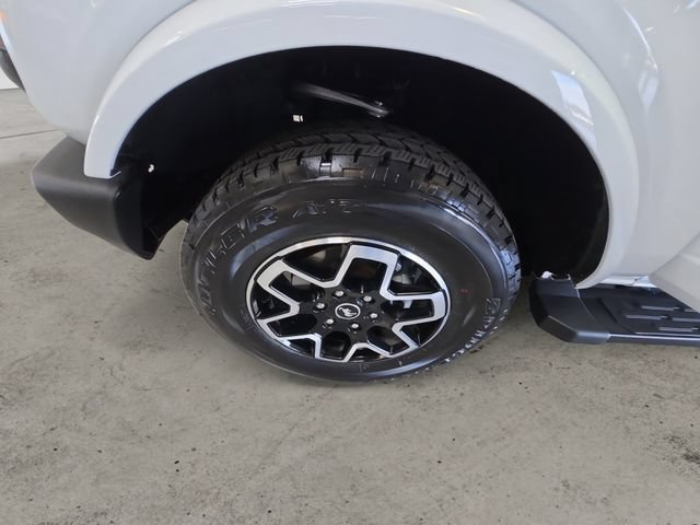 Certified 2023 Ford Bronco Outer Banks AWD/4WD image 9