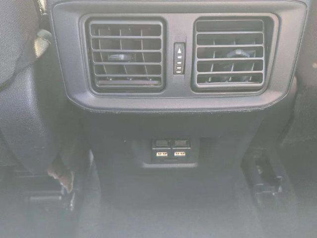 Used 2021 Toyota RAV4 XLE image 18