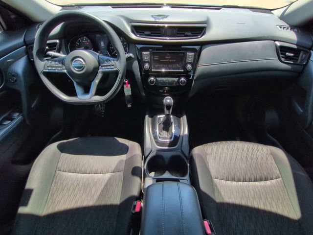 Used 2020 Nissan Rogue S FWD image 17