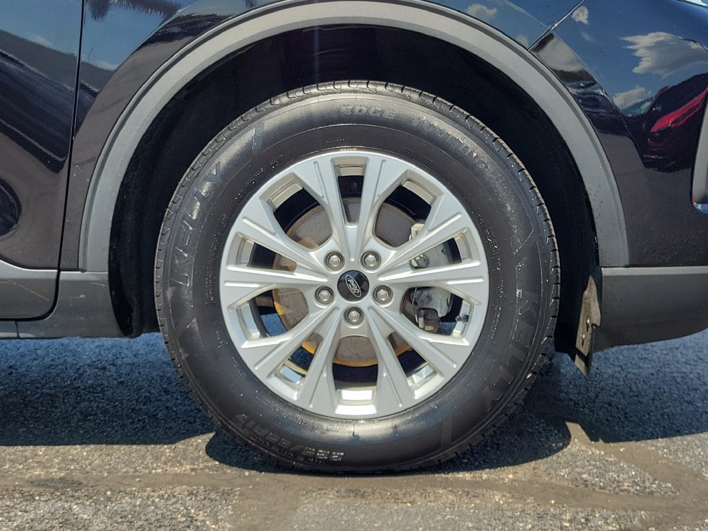 Certified 2023 Ford Escape Active AWD/4WD image 10