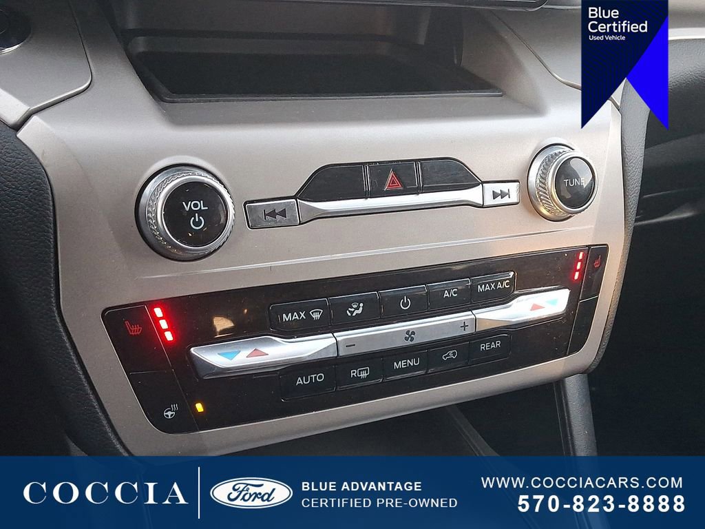 Certified 2022 Ford Explorer XLT w/ Equipment Group 202A AWD/4WD image 16