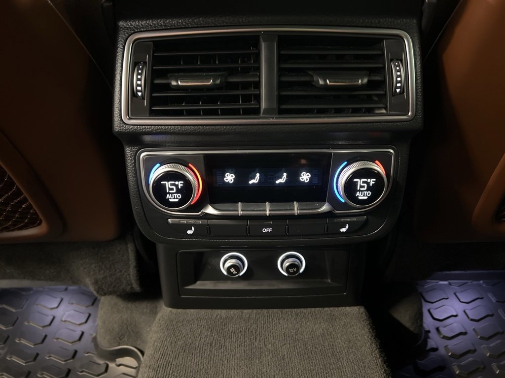 Used 2018 Audi Q7 3.0T Prestige w/ Prestige Package image 32