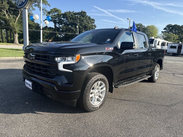 Used 2024 Chevrolet Silverado 1500 RST AWD/4WD image 11