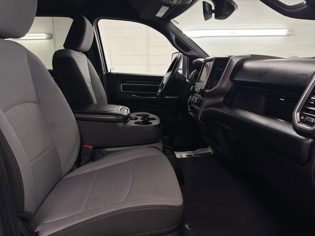 Used 2024 RAM 2500 Big Horn image 28