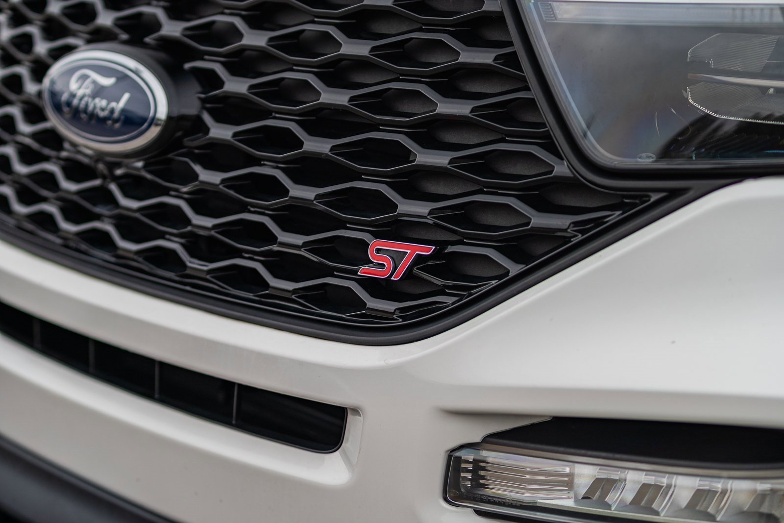 Certified 2020 Ford Explorer ST w/ Premium Technology Package image 12