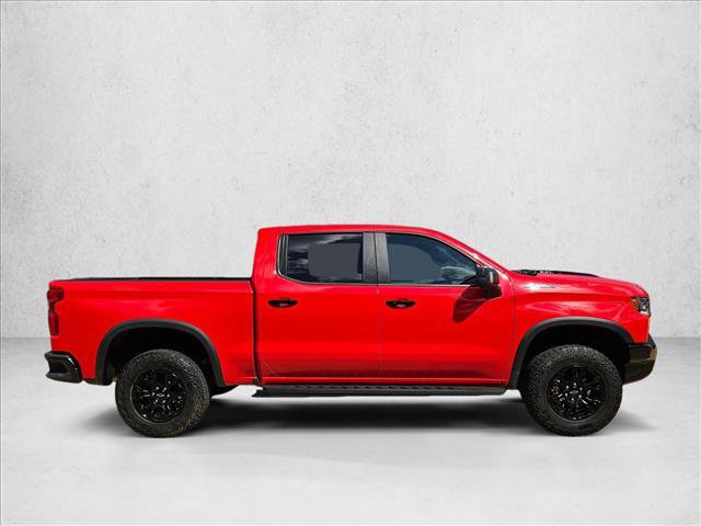 Used 2023 Chevrolet Silverado 1500 ZR2 w/ Technology Package AWD/4WD image 4