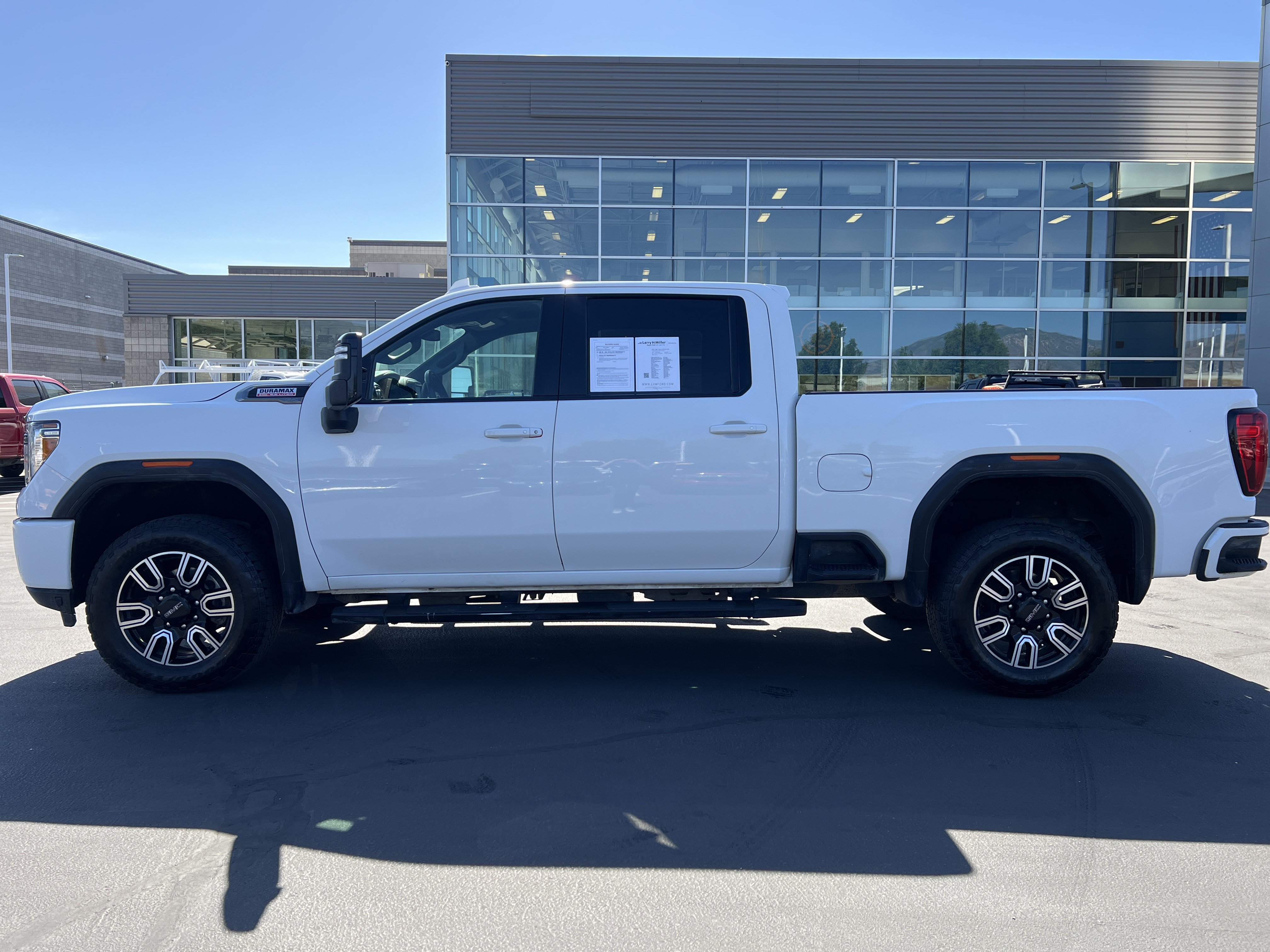 Used 2021 GMC Sierra 3500 AT4 w/ Gooseneck/5TH Wheel Package AWD/4WD image 2
