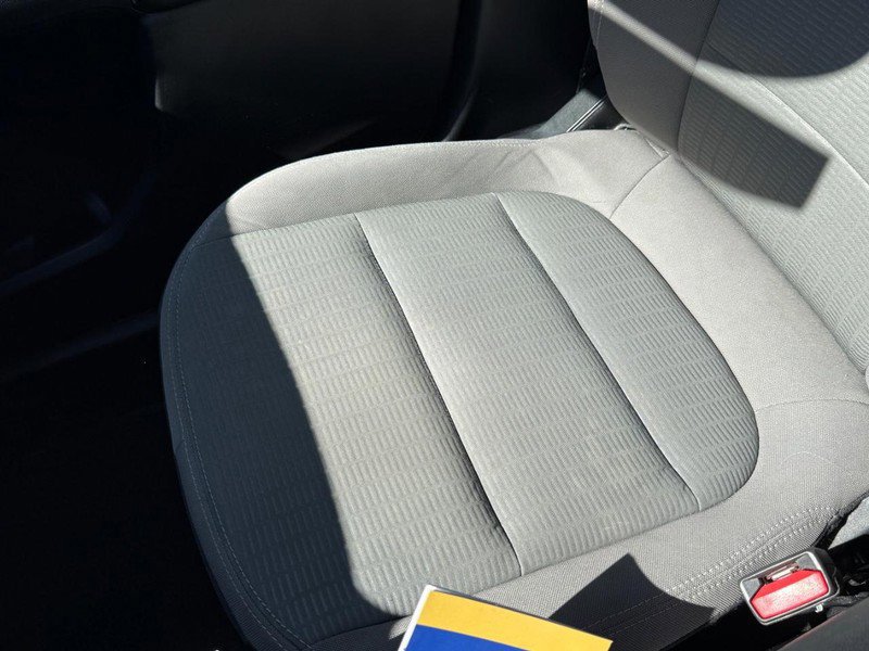 Certified 2022 Ford Escape S image 27