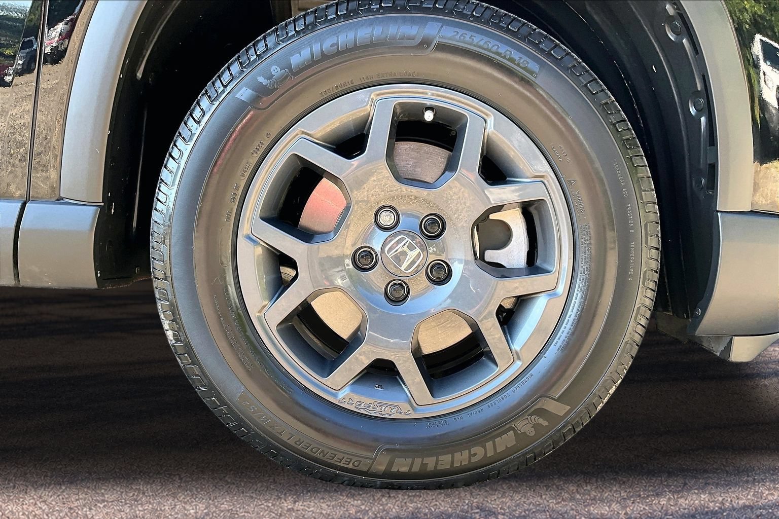 Used 2023 Honda Pilot TrailSport image 10