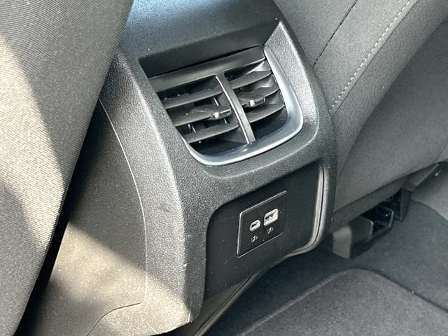 Used 2022 Chevrolet Blazer LT FWD image 20