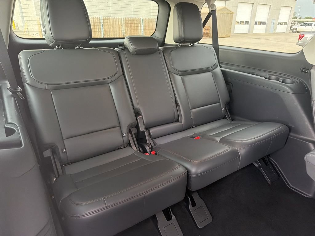Certified 2025 Ford Expedition Max Active AWD/4WD image 6