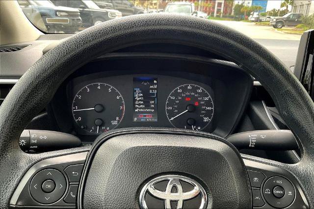 Used 2025 Toyota Corolla LE FWD image 13