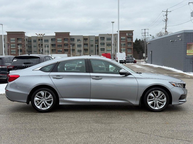 Used 2018 Honda Accord LX image 5