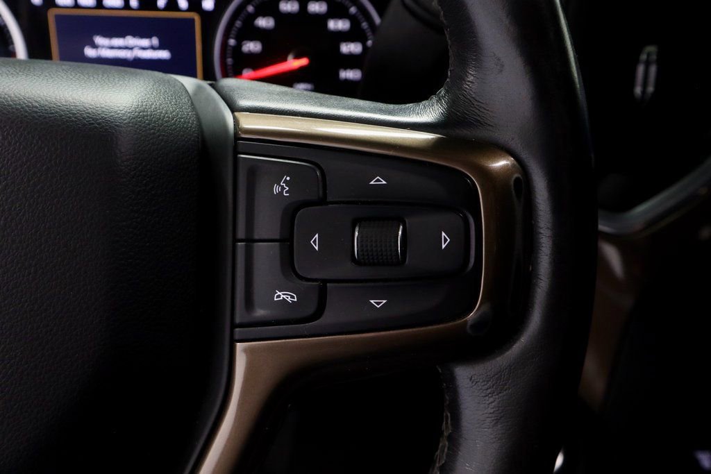 Used 2021 Chevrolet Silverado 3500 High Country image 32