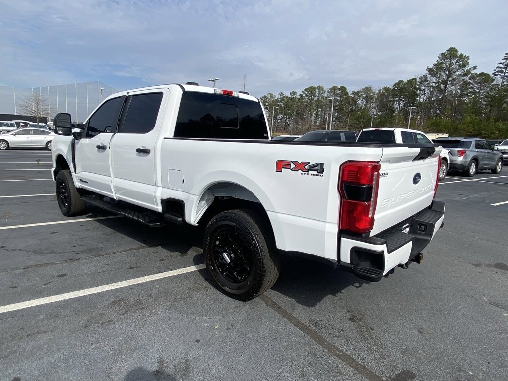 Certified 2025 Ford F250 XL w/ STX Appearance Package image 5