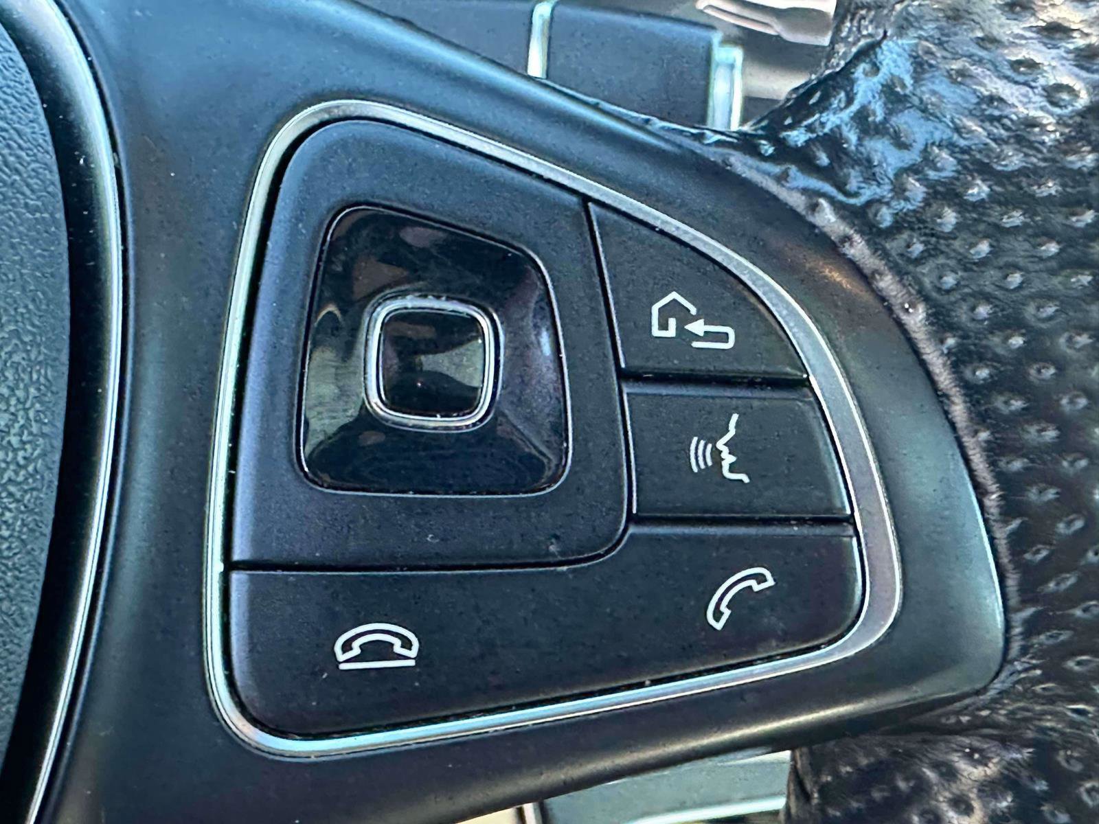 Used 2017 Mercedes-Benz E 300 E 300 image 23