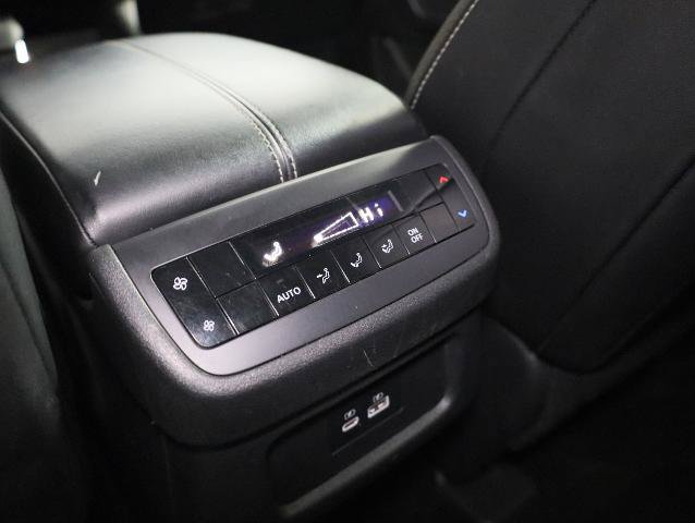 Used 2022 Nissan Pathfinder SL w/ SL Black Package AWD/4WD image 29