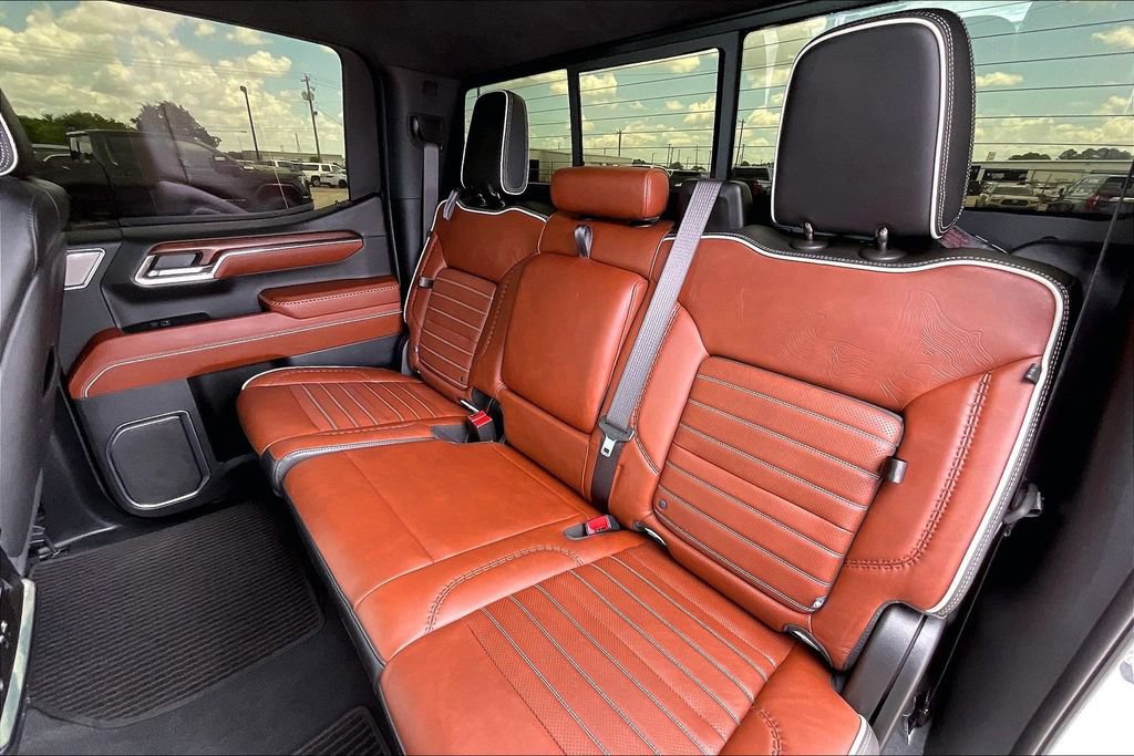 Used 2024 GMC Sierra 1500 Denali Ultimate AWD/4WD image 19
