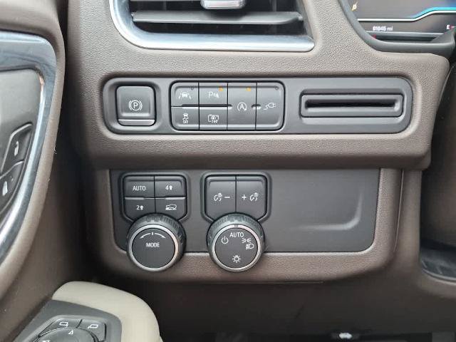 Used 2022 Chevrolet Tahoe LT w/ Luxury Package AWD/4WD image 20